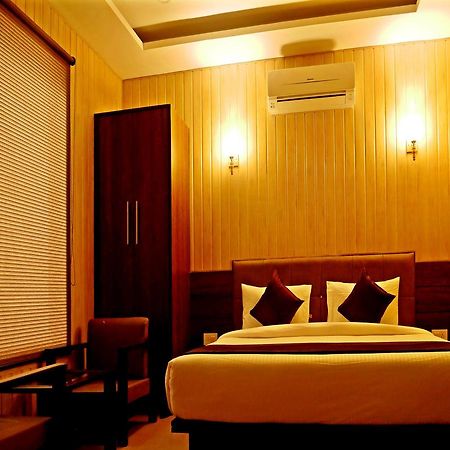 Hotel Trance Ganga Tapovan Ngoại thất bức ảnh